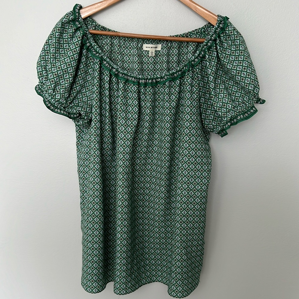 Max Studio Green Blouse with puffed short sleeves